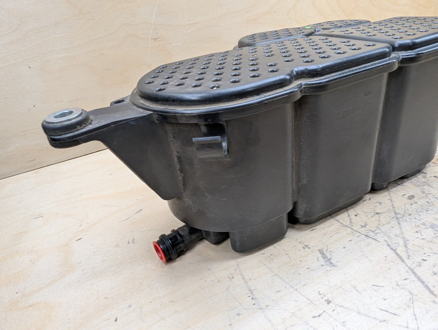 2011-2017 Audi RS5 8T Fuel Vapor Charcoal Canister 8K0201801C