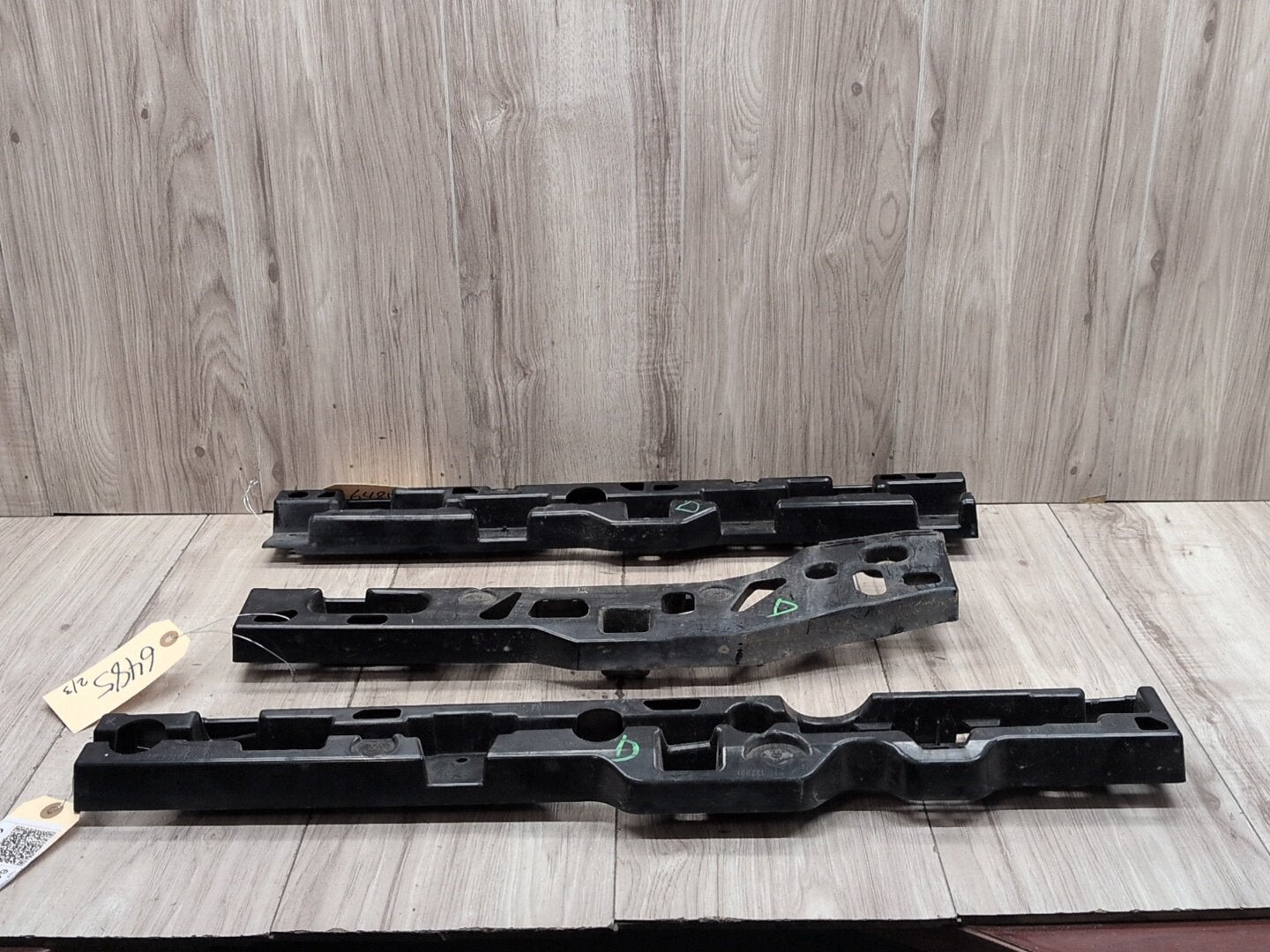 2017-2023 BMW M550i xDrive G30 Left Driver Side Skirt Rocker Panel Brackets SET 7387343