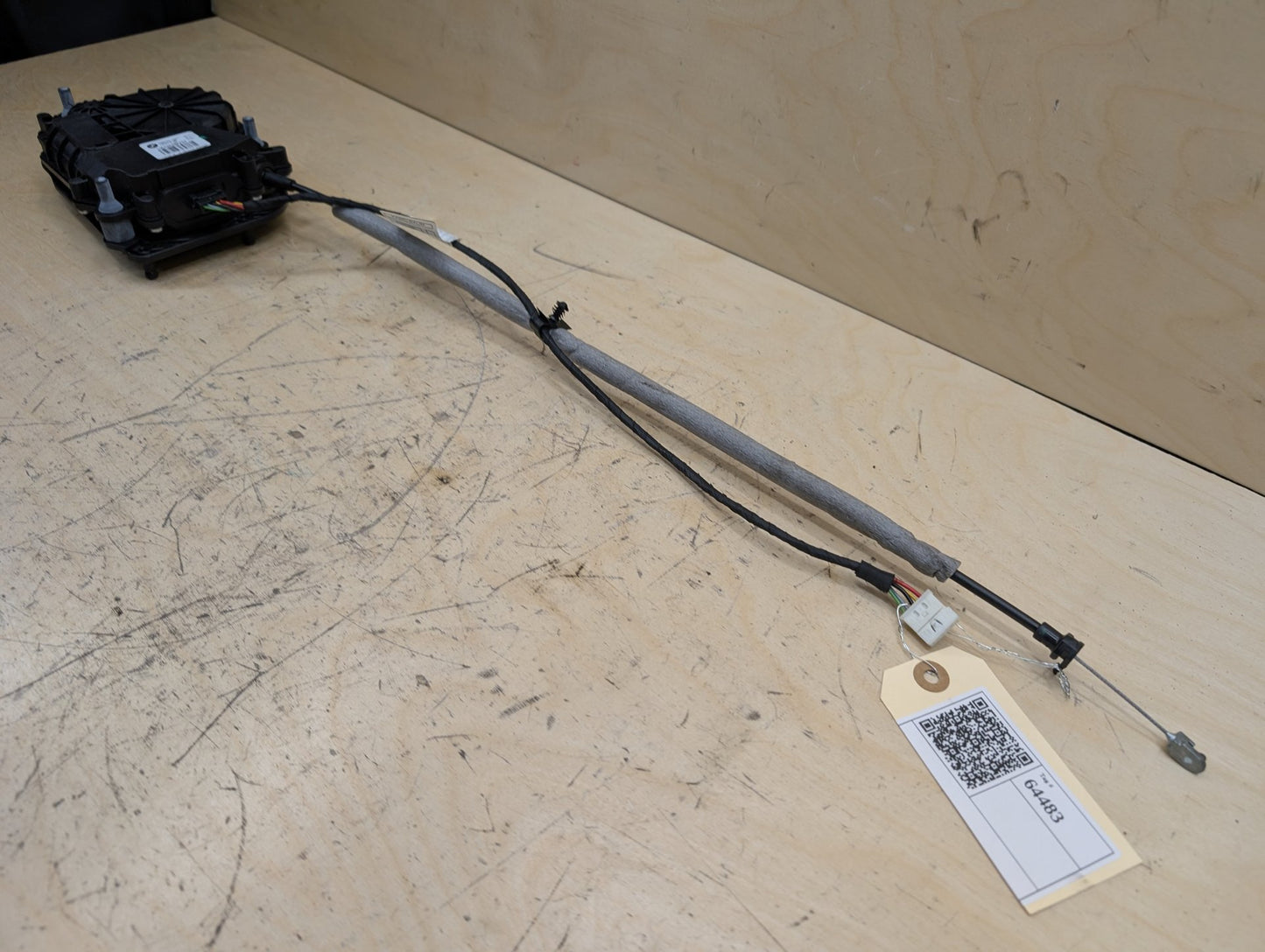 2016-2022 BMW 750i G12 Liftgate Trunk Lid Liftgate Lock Latch Actuator 7357097
