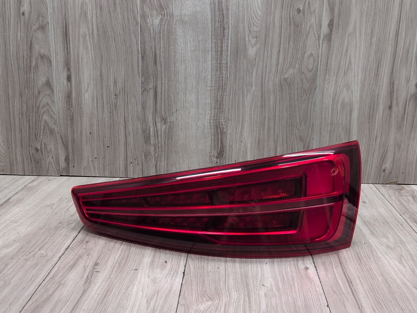 2015-2018 Audi Q3 8U Rear Right Passenger Outer Tail Light 8U0945094AB