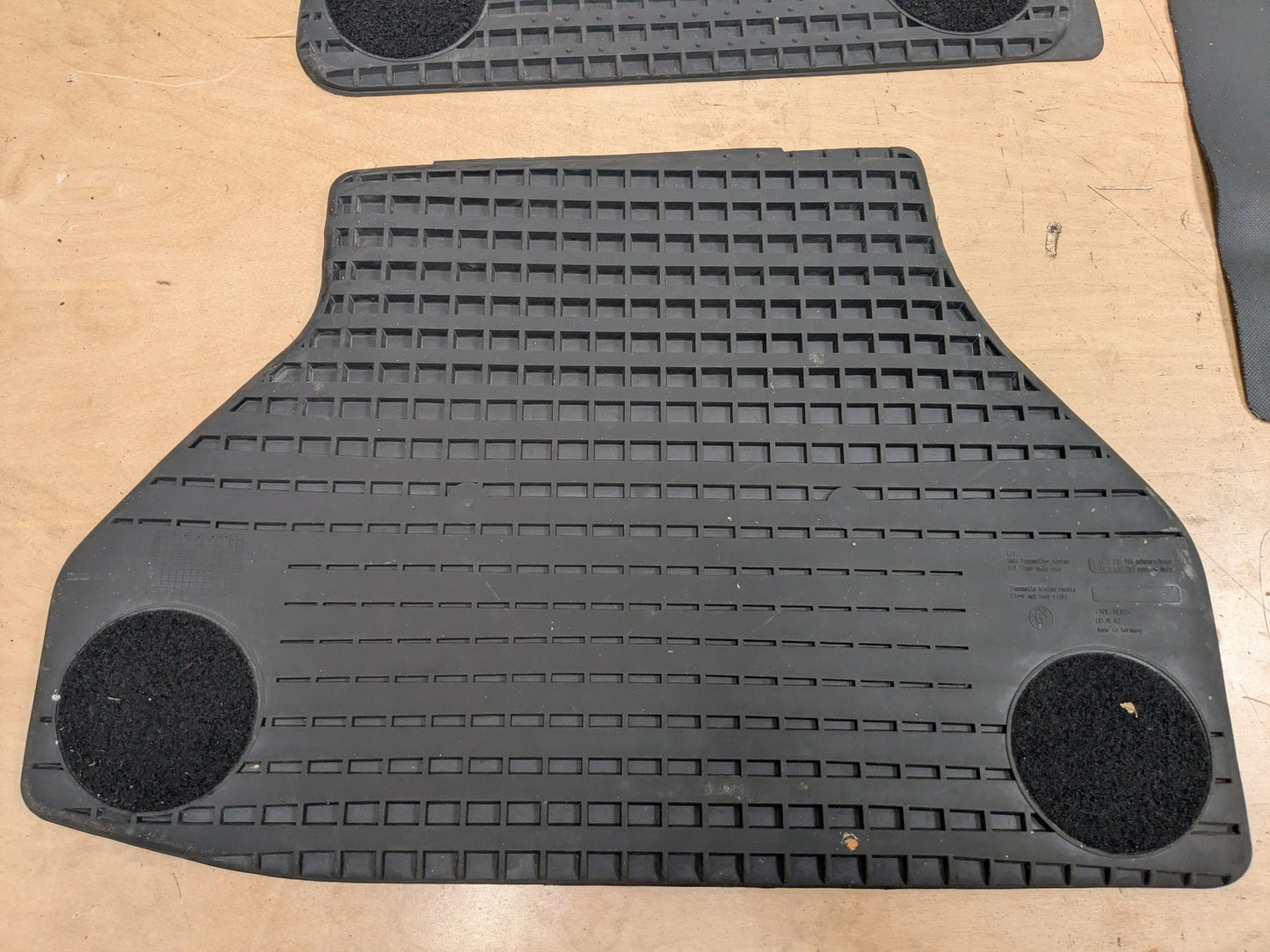 2015 - 2019 BMW X6 F86 Front Rear Left Right All Weather Mat Carpet Floor Mats SET 2231953 S63B44T2