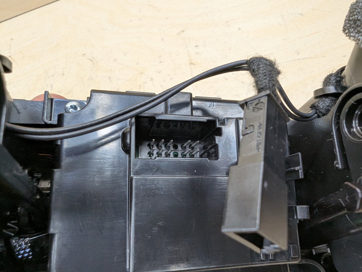 19-21 OEM BMW G20 330 M340 G29 Z4 Dash Center Air Vent Grille AC Control Switch
