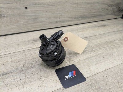 *OEM BMW G01 G05 G20 G22 G30 G42 G80 G82 G83 M3 M4 Engine Auxiliary Water Pump