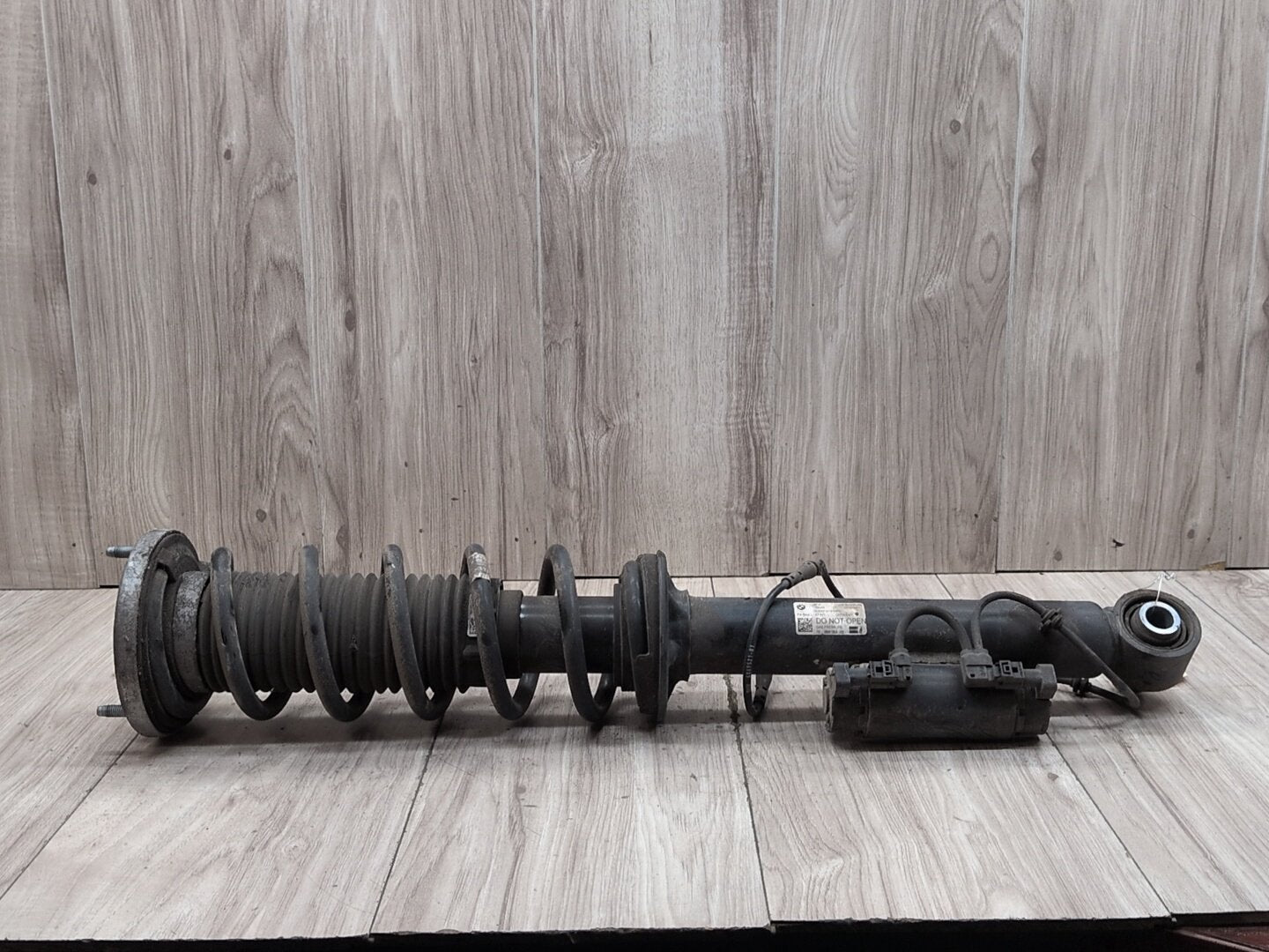17-23 OEM BMW G30 M550 Rear Left Driver Side Spring Strut Shock Absorber VDC