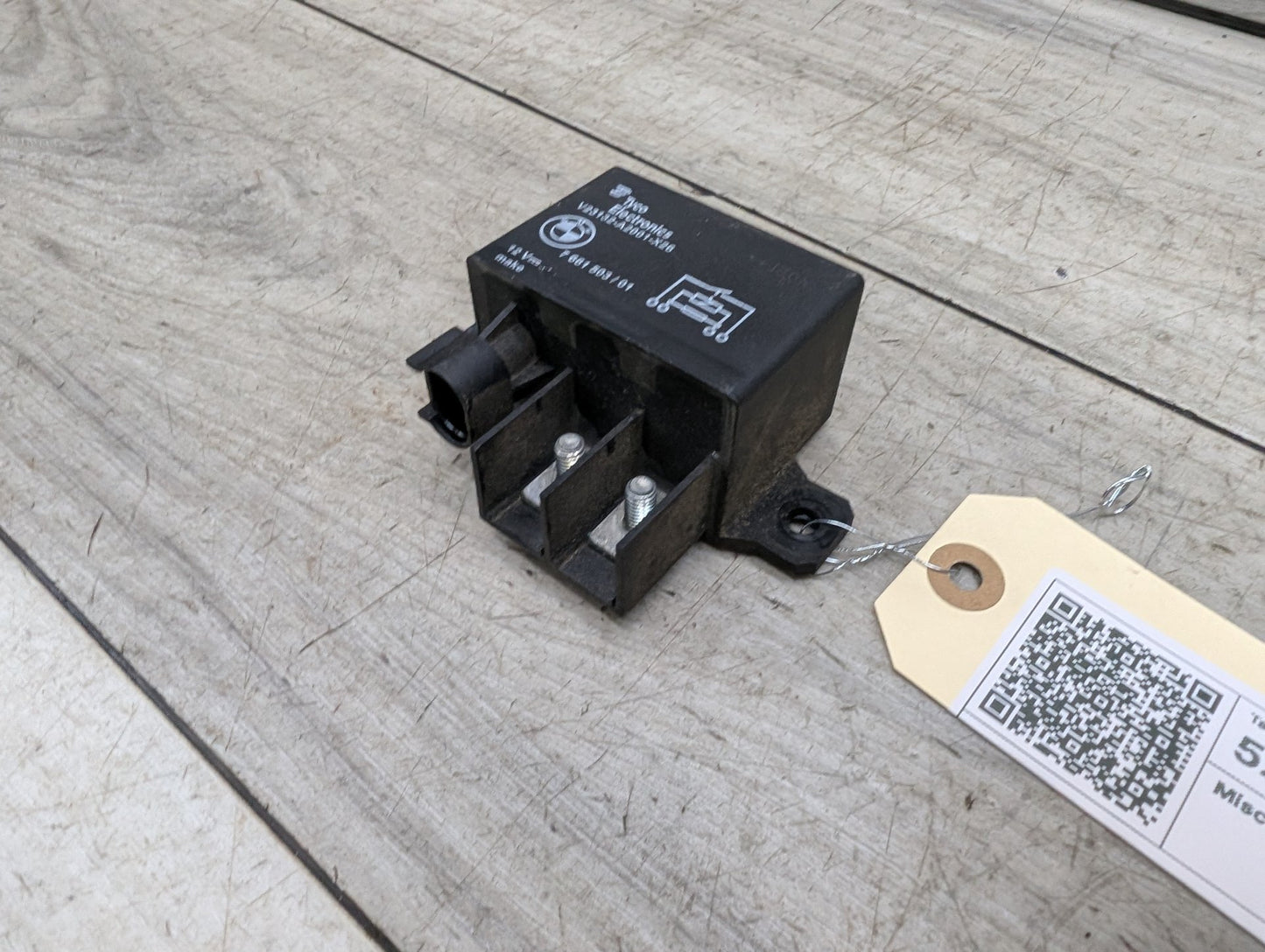 OEM BMW E60 E70 E82 E90 E92 F02 F06 F10 F30 M5 M6 Cooling Fan Relay Control 150A