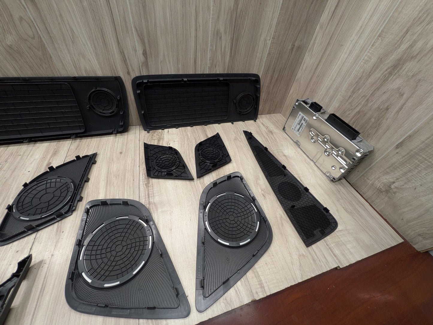 09-17 OEM AUDI A5 S5 BANG &amp; OLUFSEN Front Rear Door SUB Tweeter Speakers SET