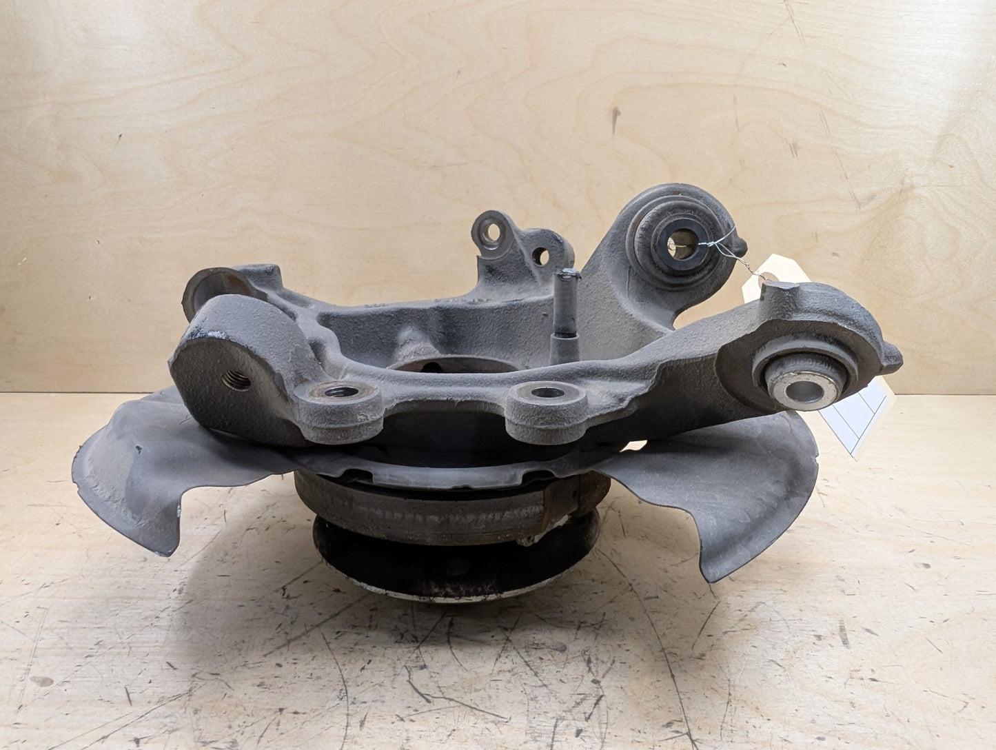 2012-2018 BMW 320i F30 Rear Right Passenger Spindle Knuckle w/ Bearing 6792522