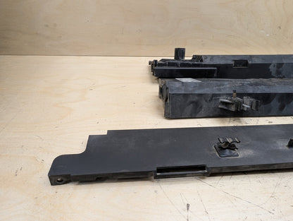 2012-2018 BMW 320i F30 Cooling Radiator Brackets SET 7600904 OEM