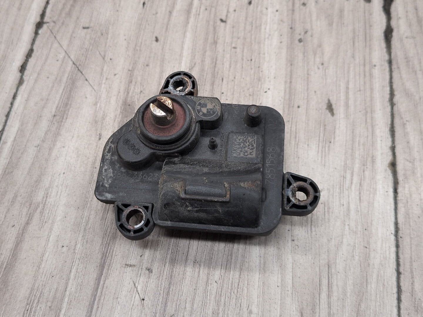 2015-2018 BMW X5 F85 Muffler Exhaust Flap Actuator 7851568