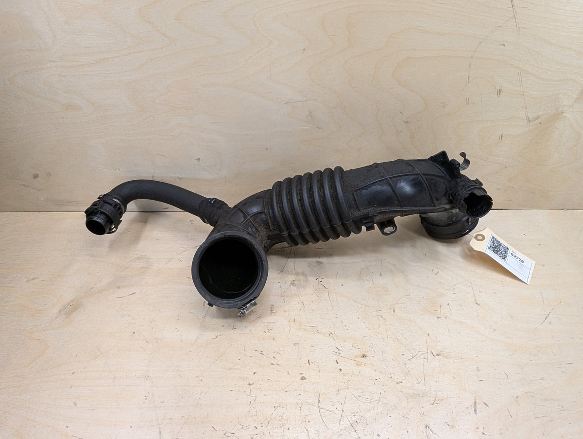 2012-2018 BMW 328i F30 Engine Motor Diesel Filter Air Pipe 8574783