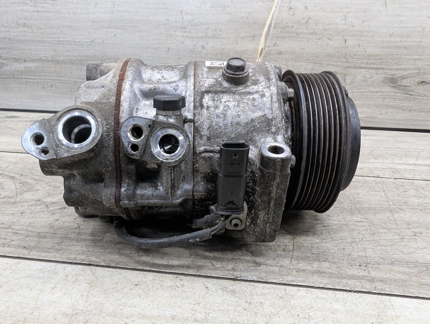 BMW G12 750Li N63B44O2 Engine Motor A/C AC Compressor Clutch Pump Pulley 9380568