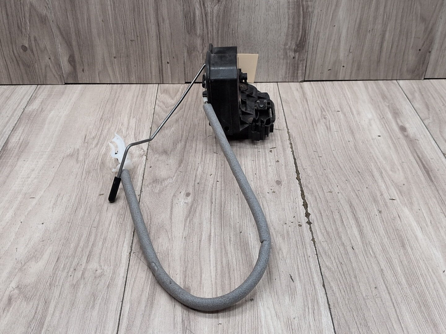 2011 - 2017 BMW X3 F25 Rear Left Driver Door Latch Lock Actuator 7318413 N20B20O0