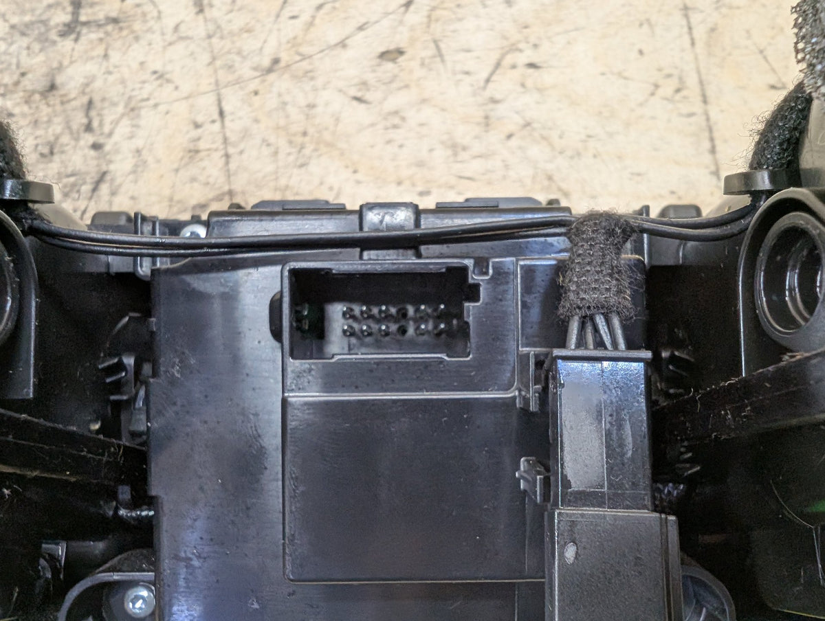 OEM BMW G20 G22 G23 G26 G80 G82 G83 AC Vent Heater Climate Control Switch Panel
