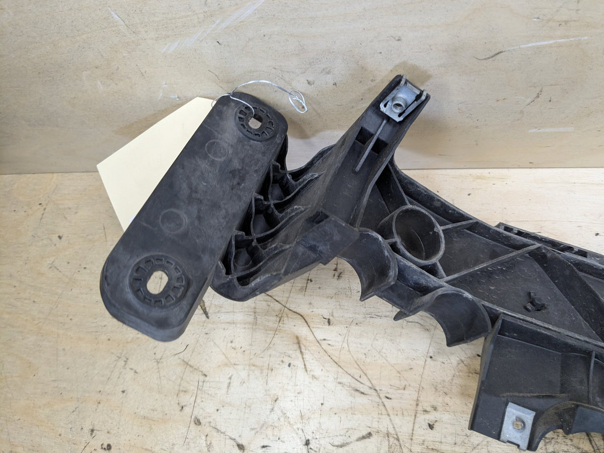 08-13 BMW E82 E88 128 135 Right Passenger Headlight Arm Bracket Support Mount