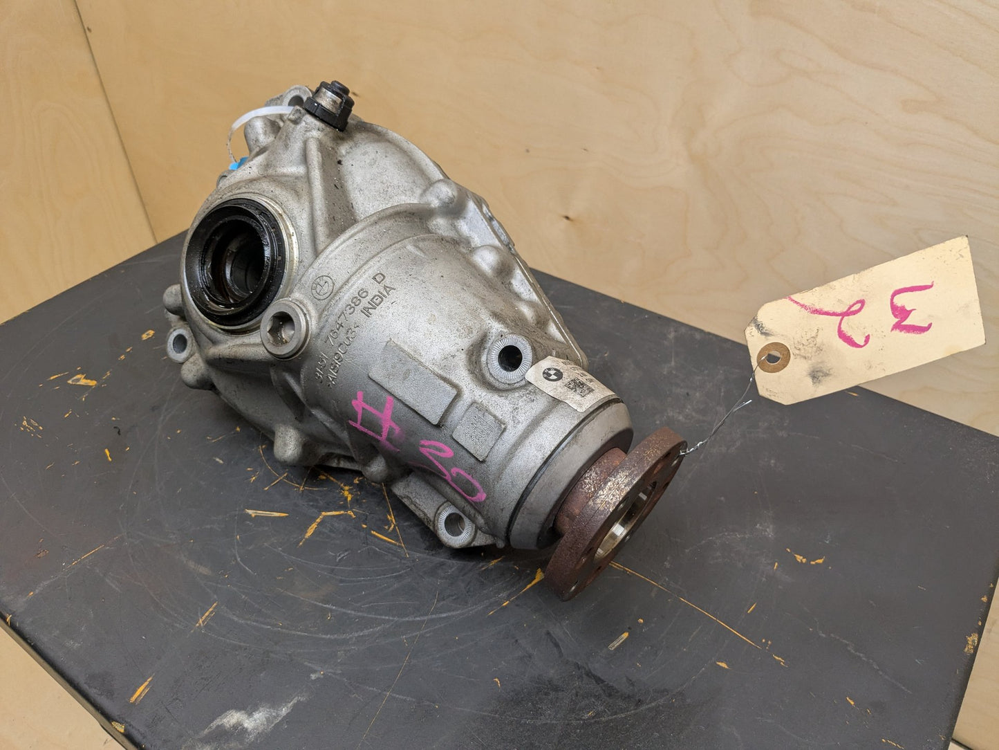 OEM BMW G14 G15 G30 530 540 840 xDrive Front Differential Axle Carrier AT 2.93