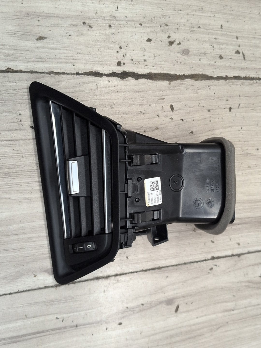 2012-2018 BMW M6 F06 Dashboard Dash Board Right Passenger Air Vent 9197485