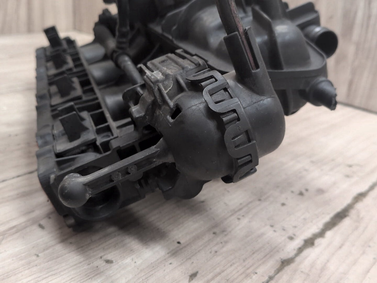 2015-2018 Audi 8U Q3 CCTA Engine Motor Intake Manifold 06J133185F