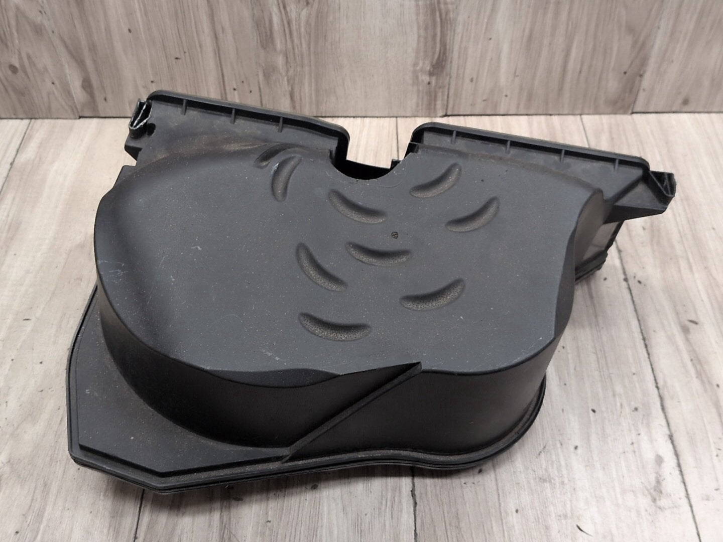 2009-2012 Mercedes-Benz W212 E550 Air Intake Housing Filter Box A2128300103