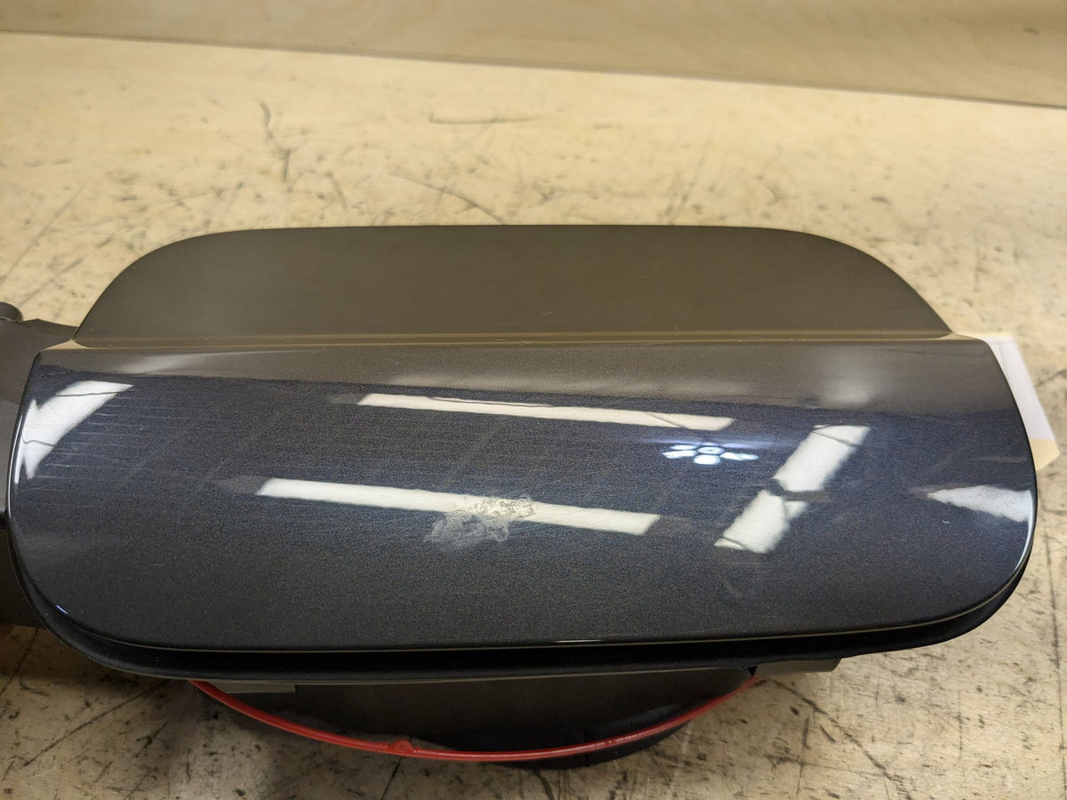 2012-2018 Audi A6 C7 Gas Cover Assembly 4G0809906 OEM