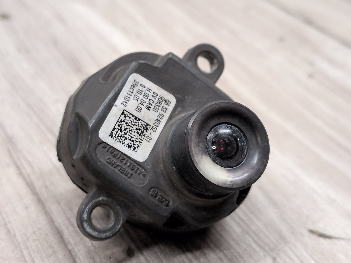 OEM BMW E70 F02 F13 F30 F32 F36 F80 F82 Front Bumper Left Right Side View Camera
