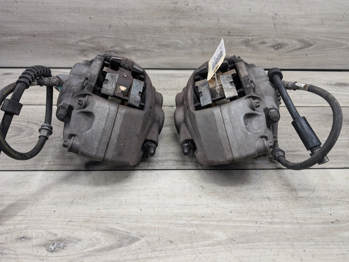 2014-2019 BMW 340 F34 Front Left Right Brake Caliper SET 6850931