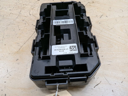 2012-2018 BMW 320i F30 Front Power Distribution Fuse Box 9337879 OEM