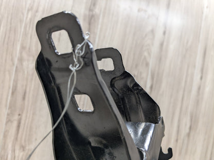 2019 BMW X3 G01 Right Passenger Headlight Bracket 7400114