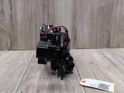 2015 - 2019 BMW X6 F86 Air Suspension Compressor Pump 6875177 S63B44T2