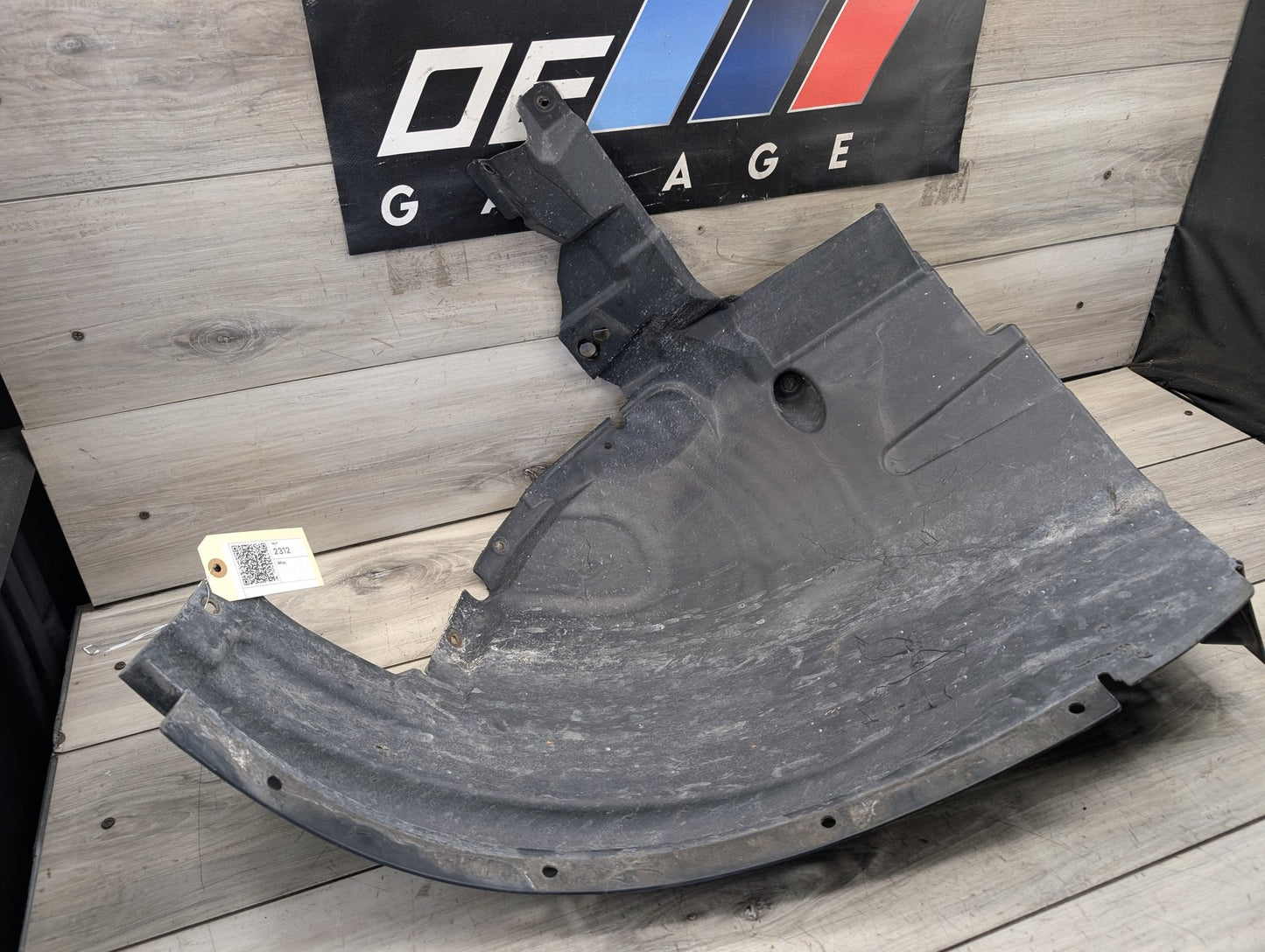 2007 - 2013 BMW X5 E70 Front Right Passenger Wheel Fender Liner Splash Guard 7169414 N62B48B
