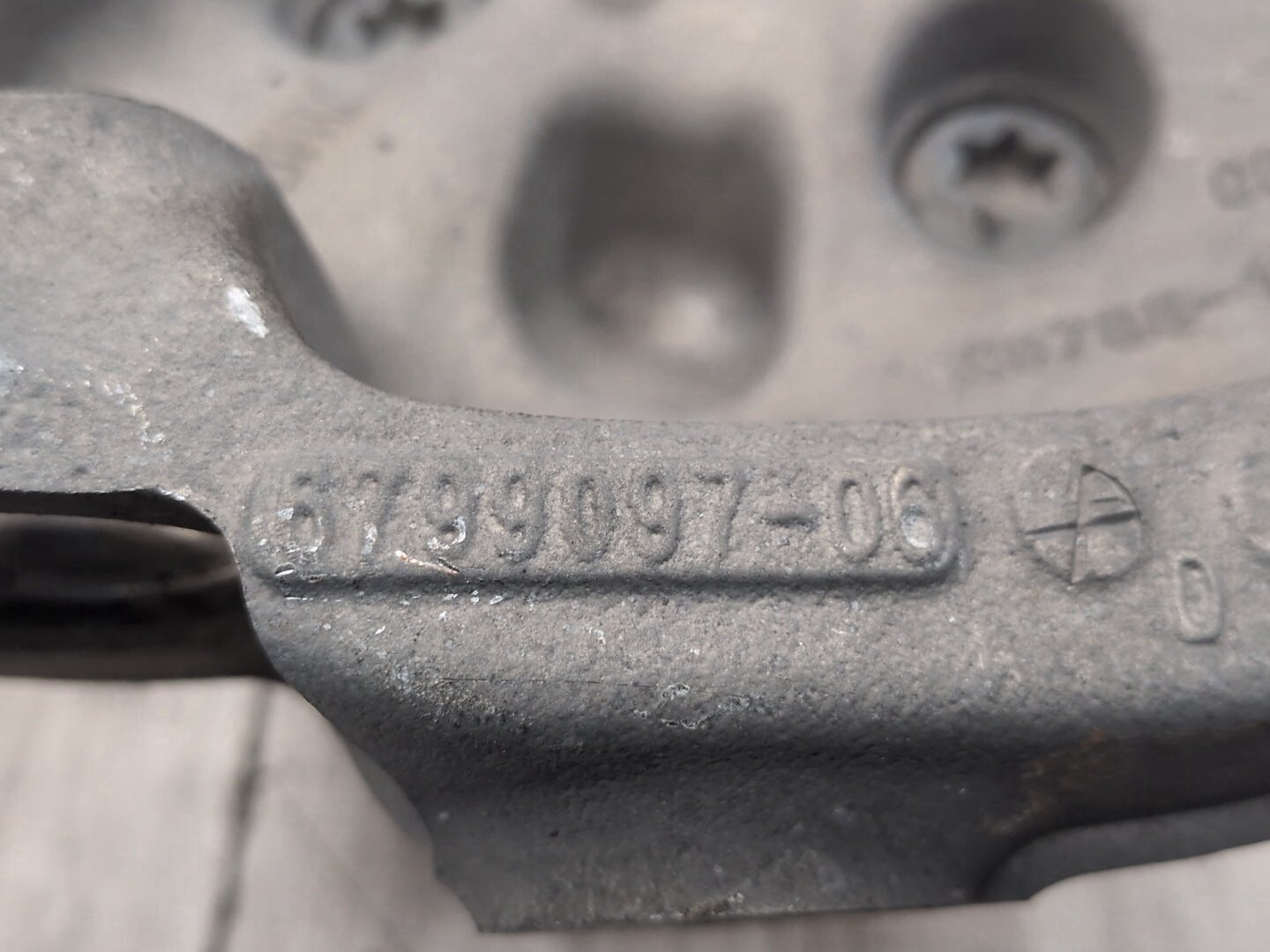 OEM BMW F32 F33 F36 RWD Front Left Driver Hub Spindle Carrier Knuckle Bearing