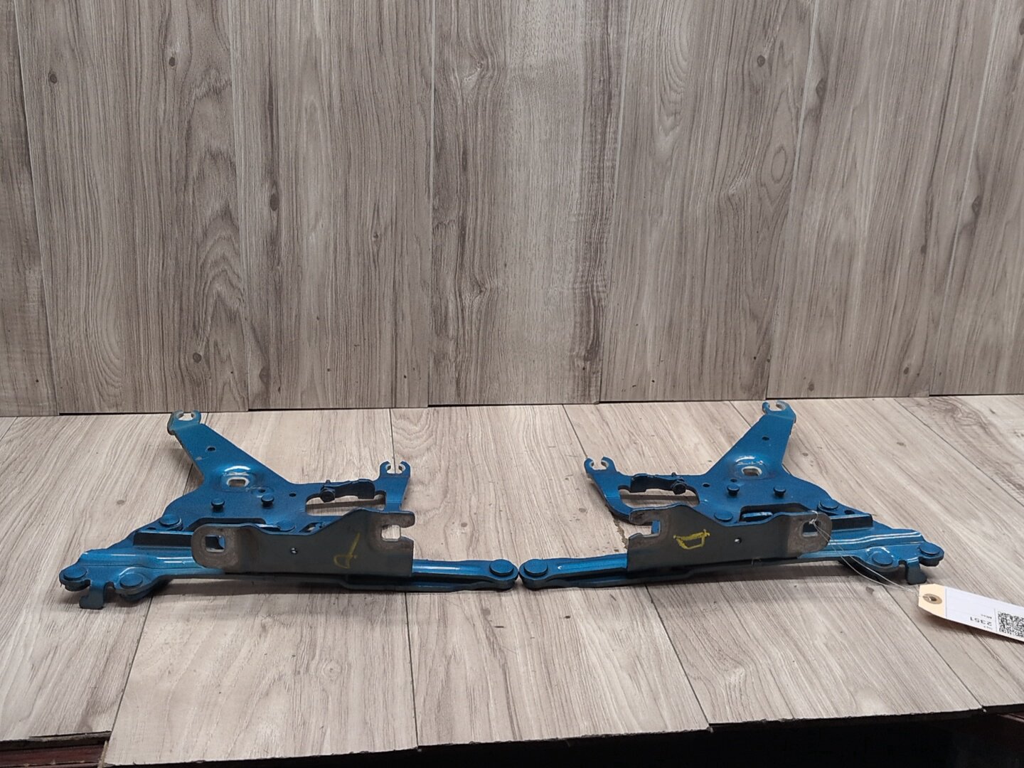 OEM BMW F15 F16 F85 X5 X6 Left Right Hood Hinge Support Bracket Brace SET