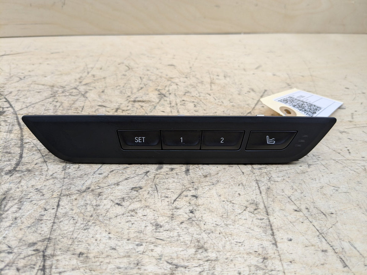 2018-2023 BMW M550i G30 Front Left Driver Seat Memory Switch 6826752 OEM