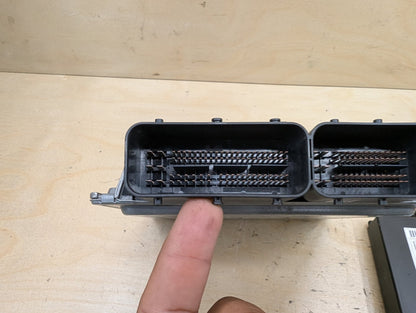 OEM BMW E82 E90 E92 E93 DME ECU CAS3 Engine N52 Control Computer Key MSV80 SET
