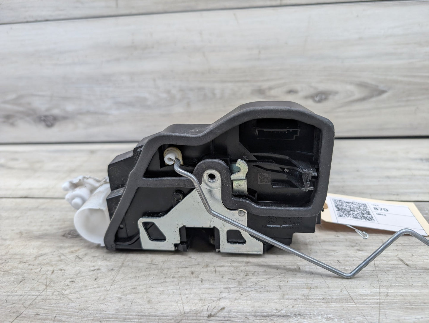 2011 - 2017 BMW X3 F25 Front Left Driver Door Latch Lock Actuator 7318419 N55B30M0