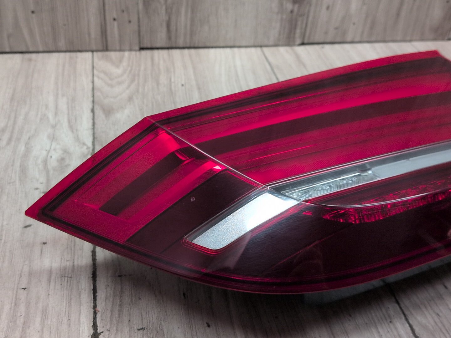 14-18 OEM BMW F15 F85 X5 X5M Rear Right Passenger Trunk Inner Stop Tail Light