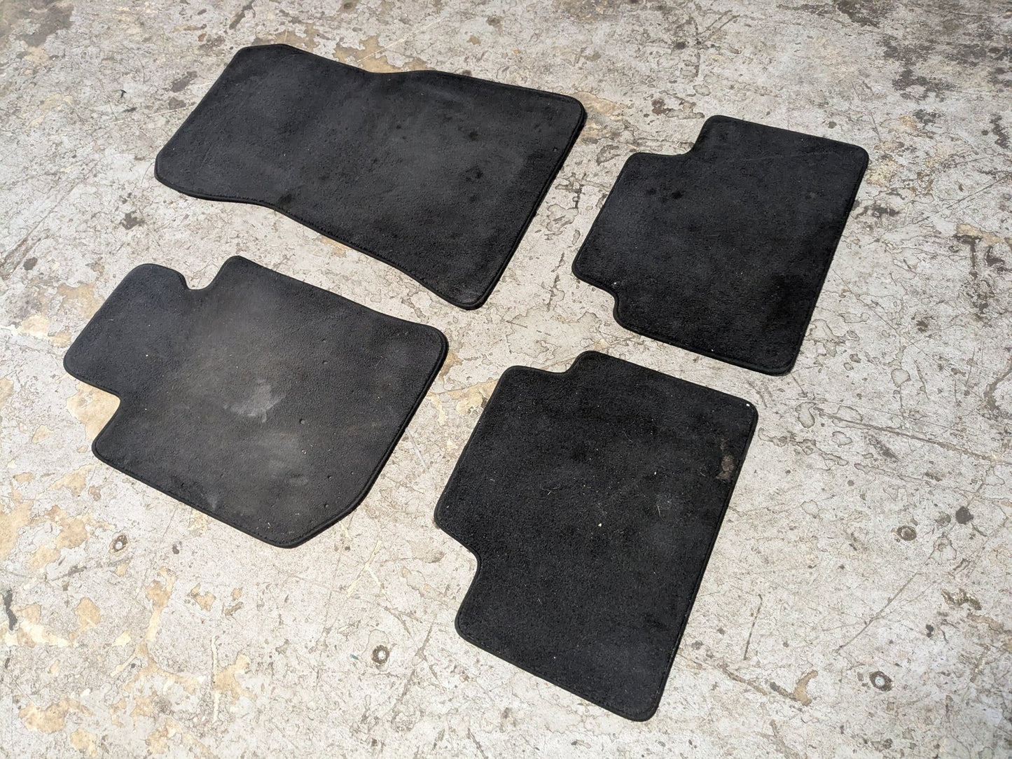 2019 - 2026 BMW 330i G20 Front Rear Left Right Mat Carpet Floor Mats SET 7481640 B46B20O1
