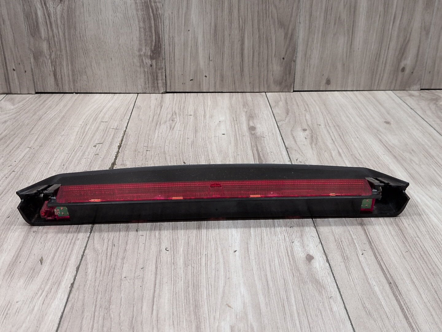 2008 - 2017 Audi S5 8T Upper Liftgate Trunk Lid 3rd Brake Light 8T0945097