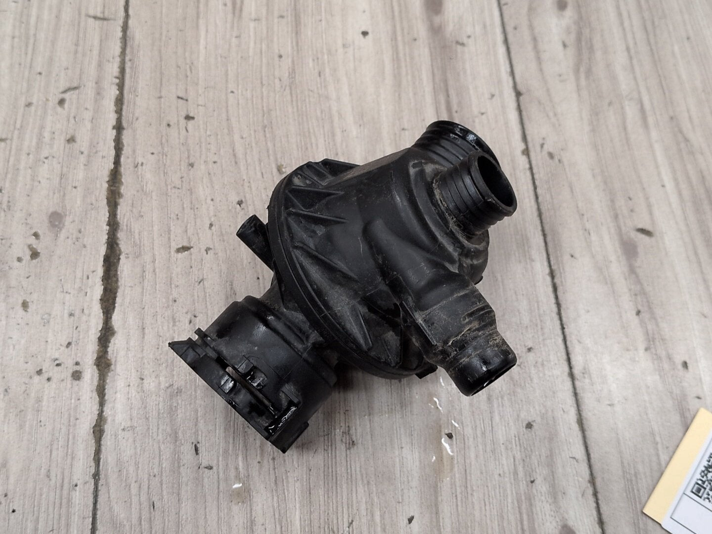 OEM BMW F15 F16 F23 F30 F32 F33 F36 Engine N55 Water Coolant Thermostat Housing