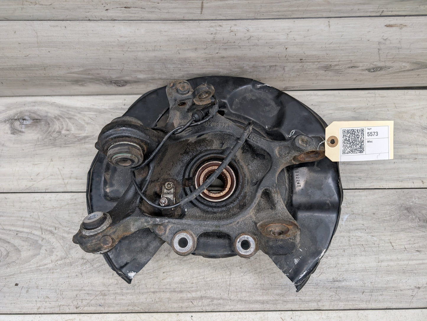 2012-2018 BMW 340i F30 Rear Left Driver Spindle Knuckle w/ Bearing 6792523