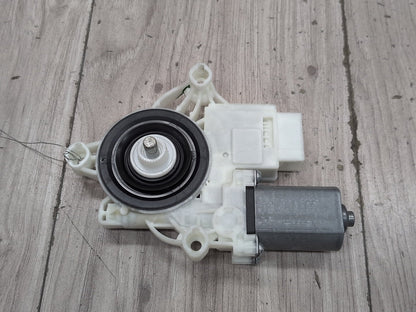 2019 - 2026 BMW X5 G05 Front Right Passenger Door Window Glass Regulator Motor 9479072 N63B44M3
