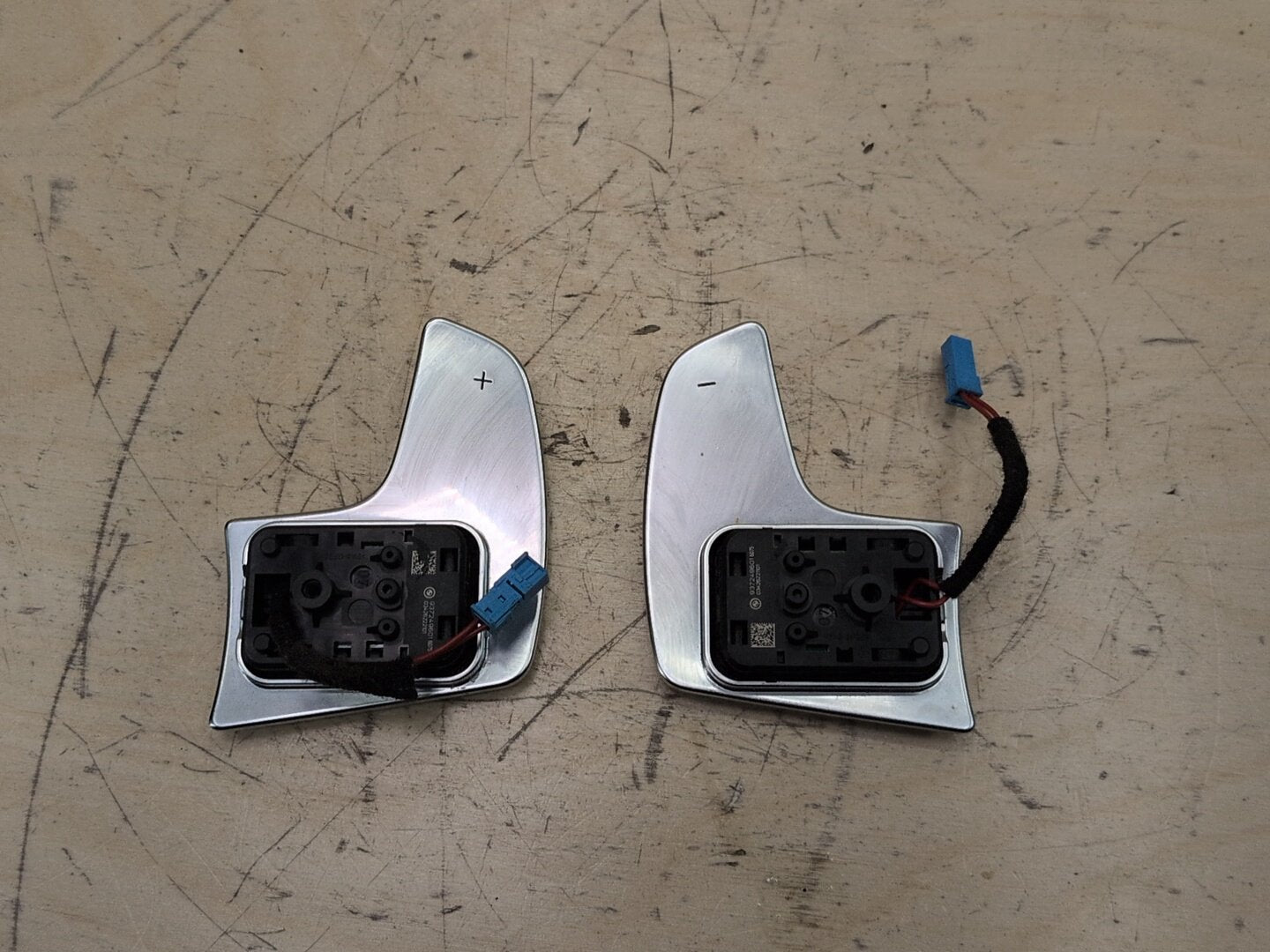 2016-2022 BMW 750i G12 Left Right Steering Wheel Paddle Shifter SET 9372496