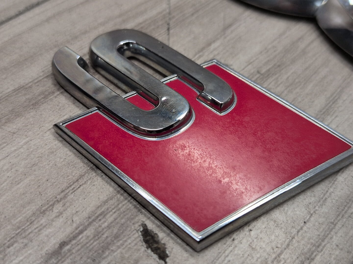 2013 - 2017 Audi S5 8T Emblem Badge Symbol Logo 8T0853742D CTUB