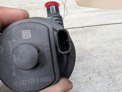 *OEM BMW G01 G05 G20 G22 G30 G42 G80 G82 G83 M3 M4 Engine Auxiliary Water Pump