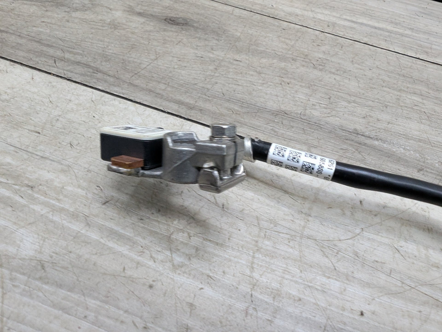 OEM BMW G01 G12 G30 530 540 M550 X3 Negative Battery Cable Terminal IBS Sensor