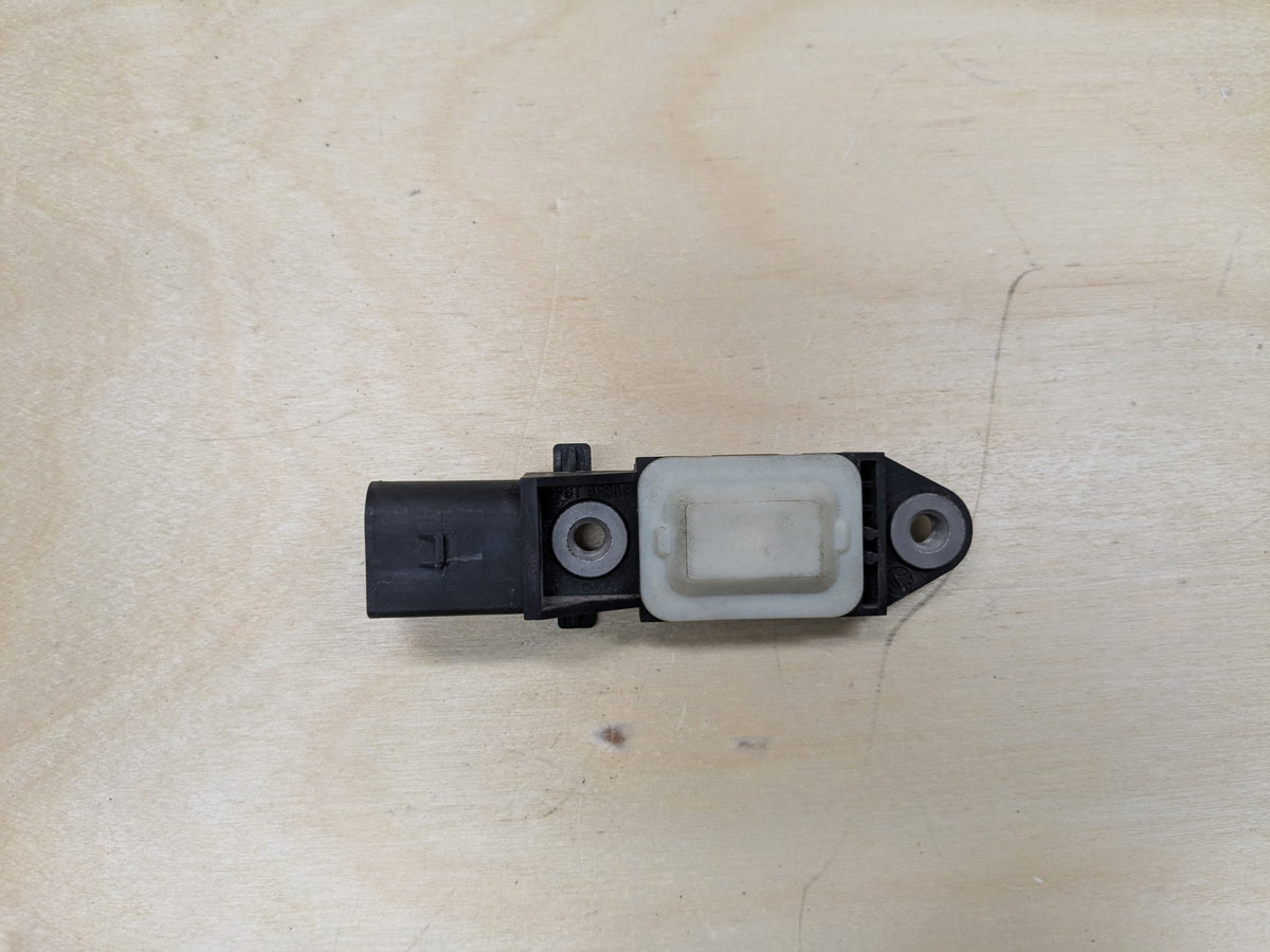 2009-2011 Mercedes-Benz SLK-Class R171 Yaw Rate Sensor Module A0038212851 OEM