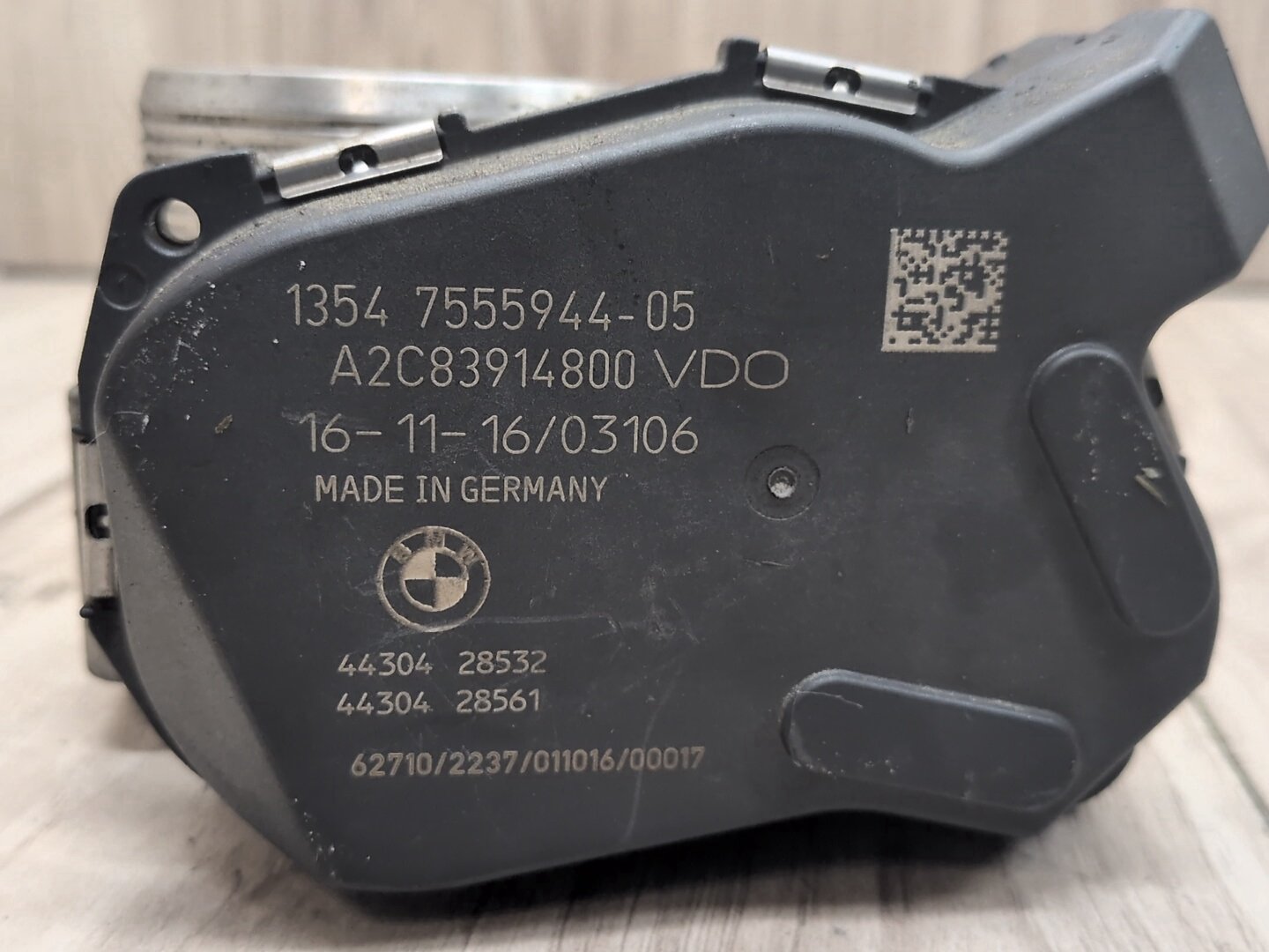10-19 BMW F10 F12 F13 F01 F02 F15 S63 Intake Manifold Throttle Housing Assembly