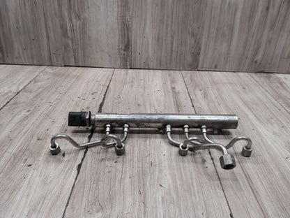 OEM BMW F02 F06 F10 F13 F15 F85 Engine N63 S63 High Pressure Fuel Injector Rails