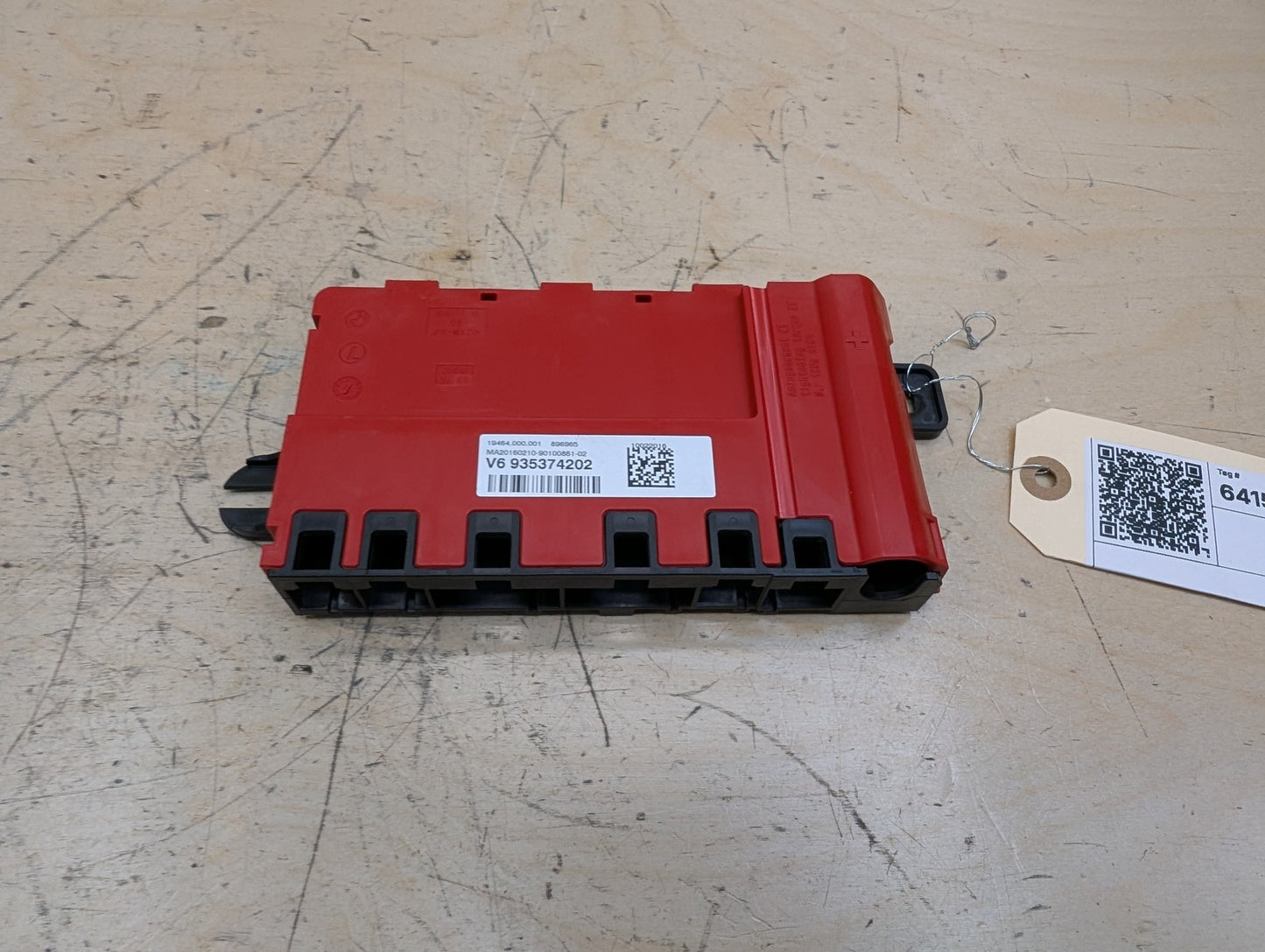 OEM BMW G11 G12 G14 G15 G16 G30 B+ Junction Terminal Power Relay Fuse Box