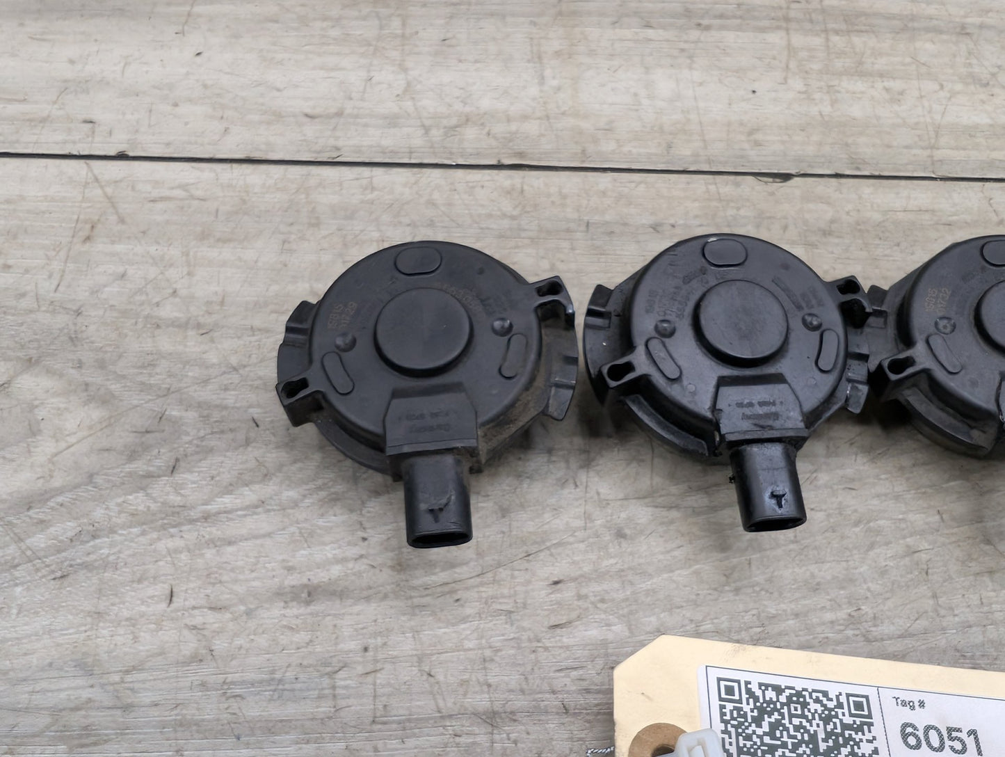 16-19 OEM BMW G12 G30 M550 750 N63R Engine Vanos Solenoid Actuator SET 8663056