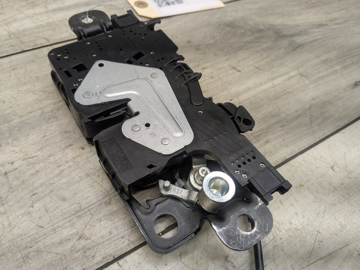 2018 - 2023 BMW X3 G01 Liftgate Trunk Lid Liftgate Lock Latch Actuators SET 7383561 B58B30M0